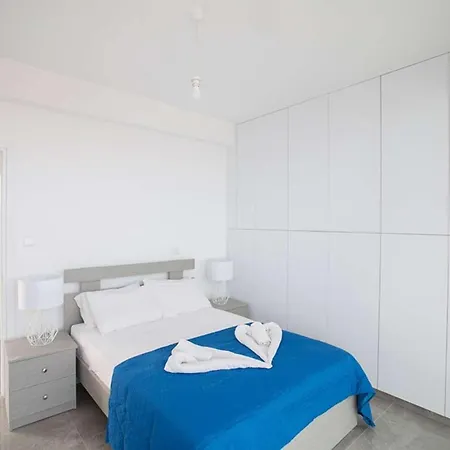 Olive 24 * Protaras